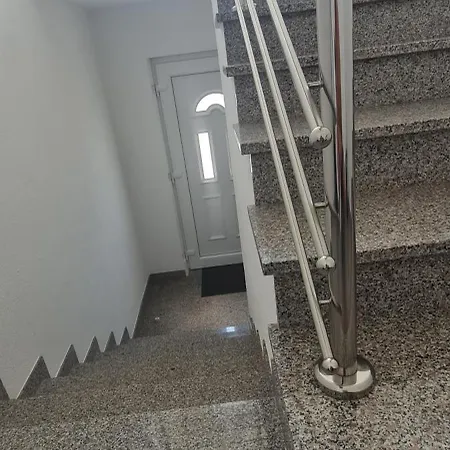 House Vallis Aurea * 波威尔