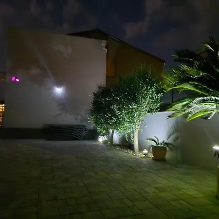 House Vallis Aurea 波威尔