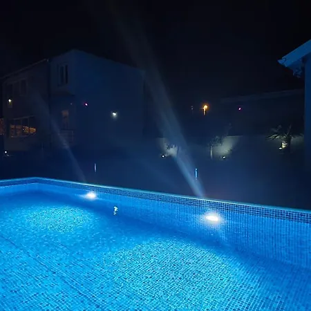 House Vallis Aurea 波威尔