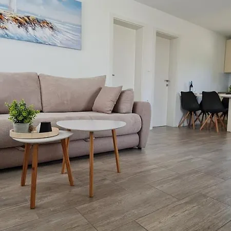 Apartment House Vallis Aurea *