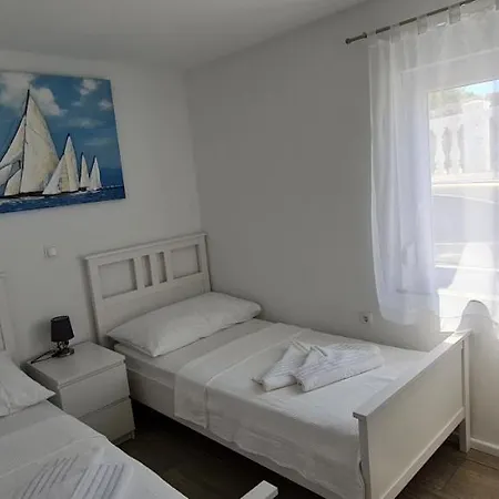Apartment House Vallis Aurea