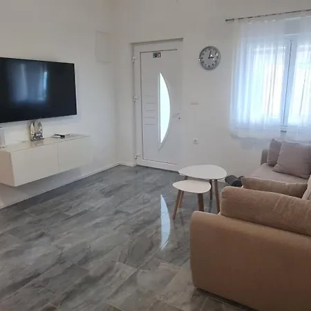 House Vallis Aurea Apartment *