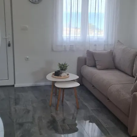 Apartment House Vallis Aurea