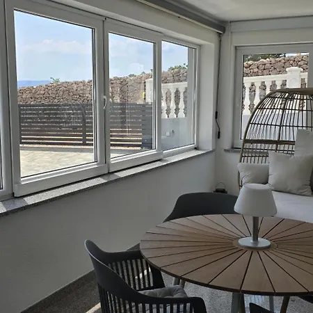 Apartment House Vallis Aurea Povile