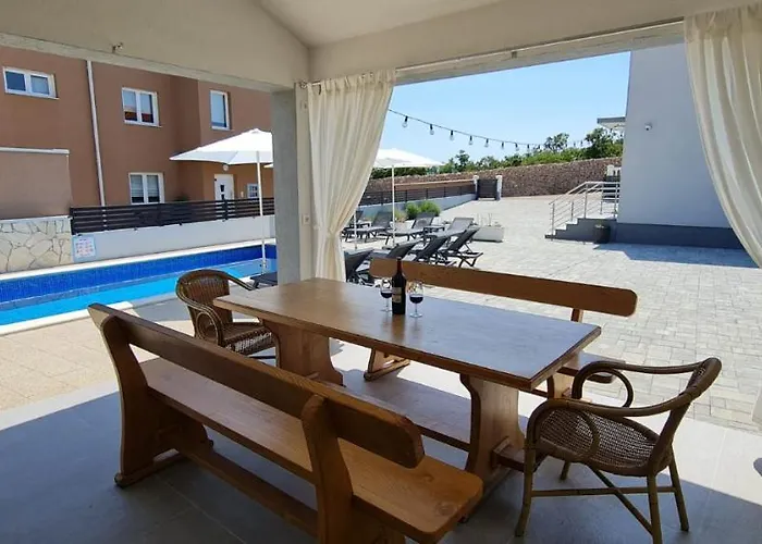 Appartamento House Vallis Aurea Povile