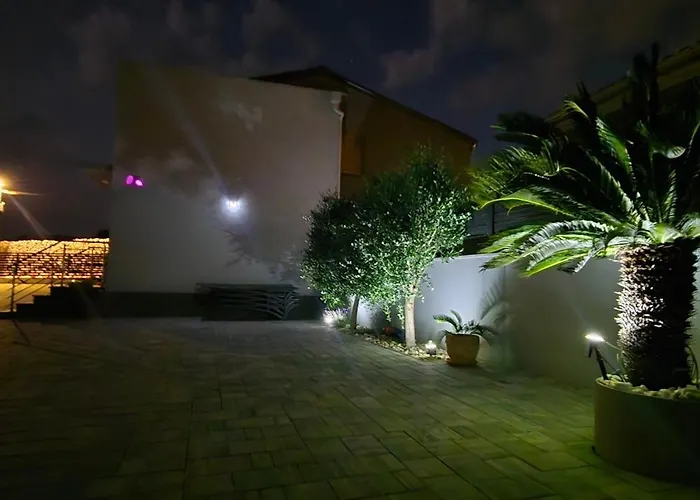 House Vallis Aurea Povile