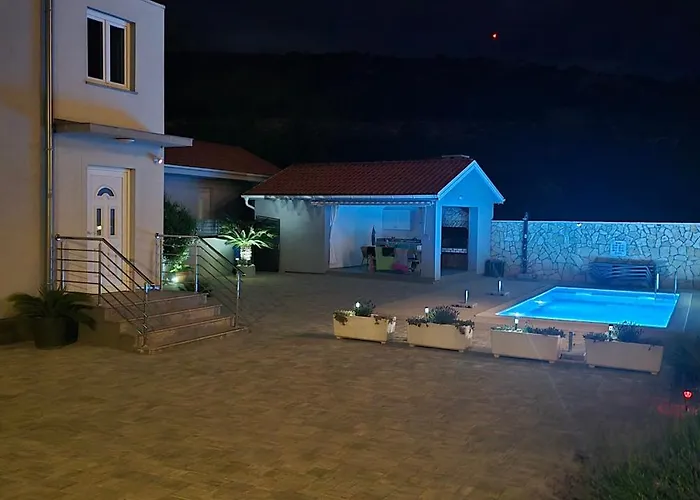 House Vallis Aurea *